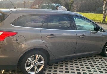 Ford Focus 124.312 km 5.500 &euro; Schwalmtal 36318