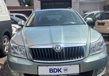 Skoda Octavia 136.600 km 4.999 &euro; Fulda 36043