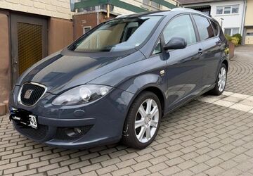 Seat Altea 224.000 km 2.550 &euro; Storndorf 36318