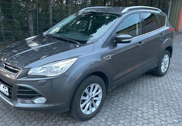 Ford Kuga 87.000 km 11.400 &euro; Kalbach 36148