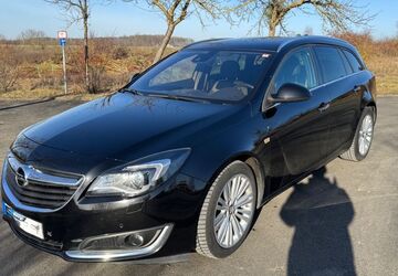 Opel Insignia 158.500 km 9.199 &euro; Eiterfeld 36132