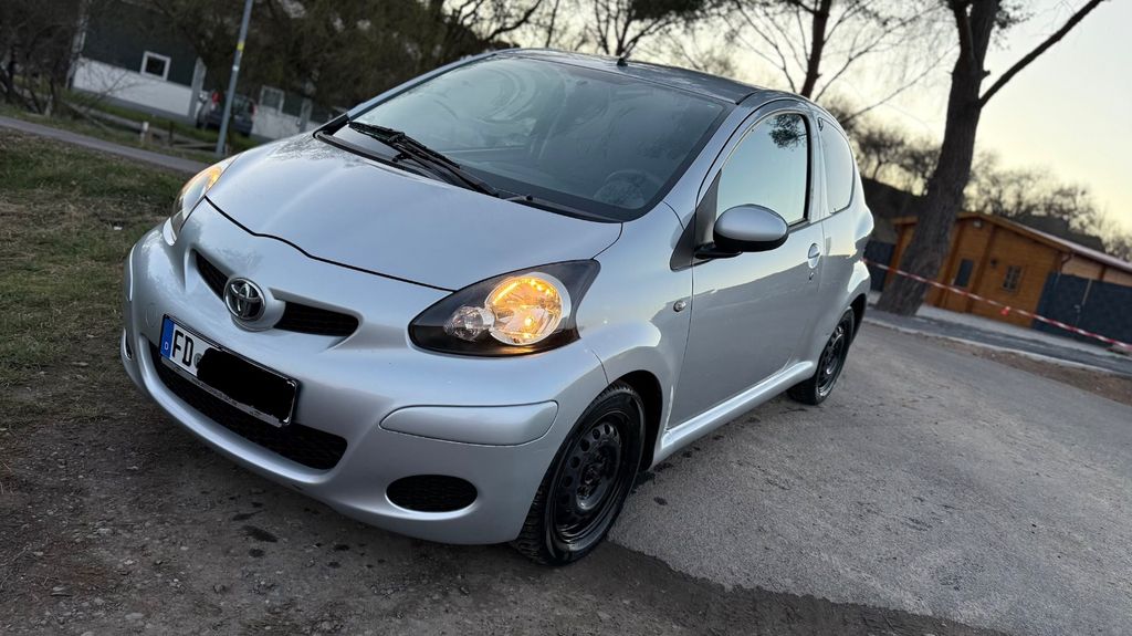 Toyota Aygo (X) 196.700 km 1.990 &euro; Künzell 36093