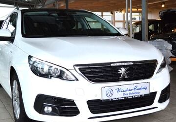Peugeot 308 55.107 km 12.990 &euro; Fulda 36043