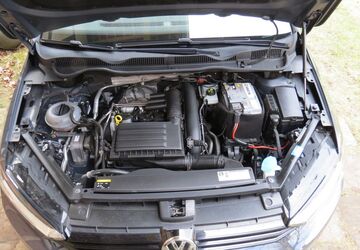 VW Golf Sportsvan 99.645 km 9.990 &euro; Hosenfeld 36154