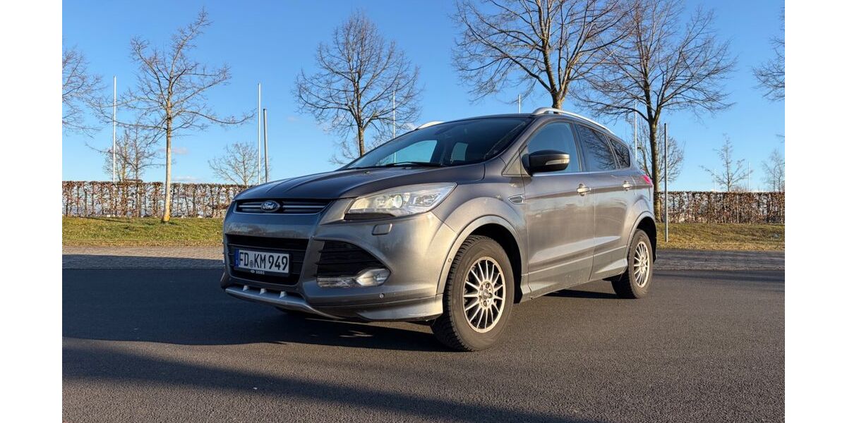 Ford Kuga 143.000 km 8.200 &euro; Fulda 36041