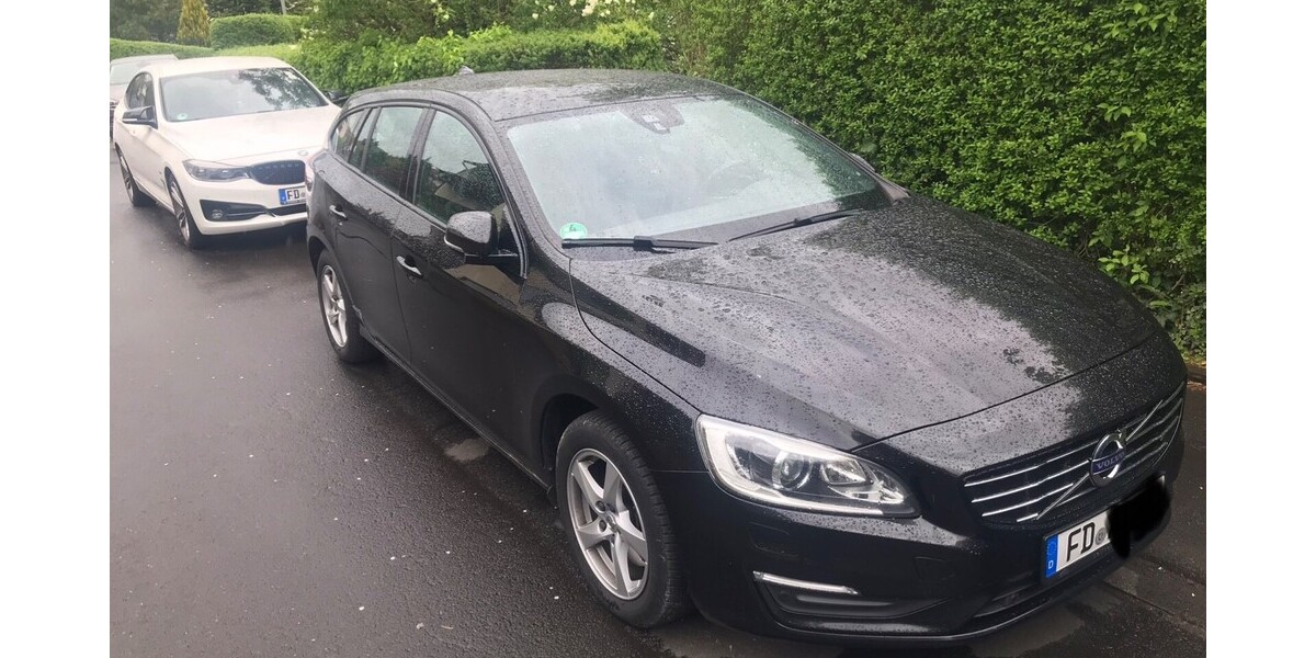 Volvo V60 202.422 km 15.900 &euro; Ebersburg 36157