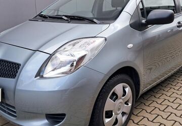 Toyota Yaris 28.003 km 5.480 &euro; Schlüchtern 36381