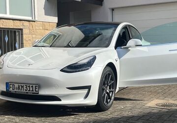 Tesla Model 3 161.000 km 21.600 &euro; Eichenzell 36124