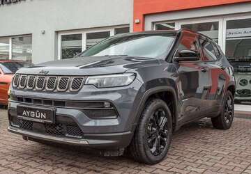 Jeep Compass 24.903 km 23.995 &euro; Schlüchtern 36381