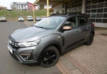 Dacia Sandero 15.950 km 19.990 &euro; Eiterfeld 36132